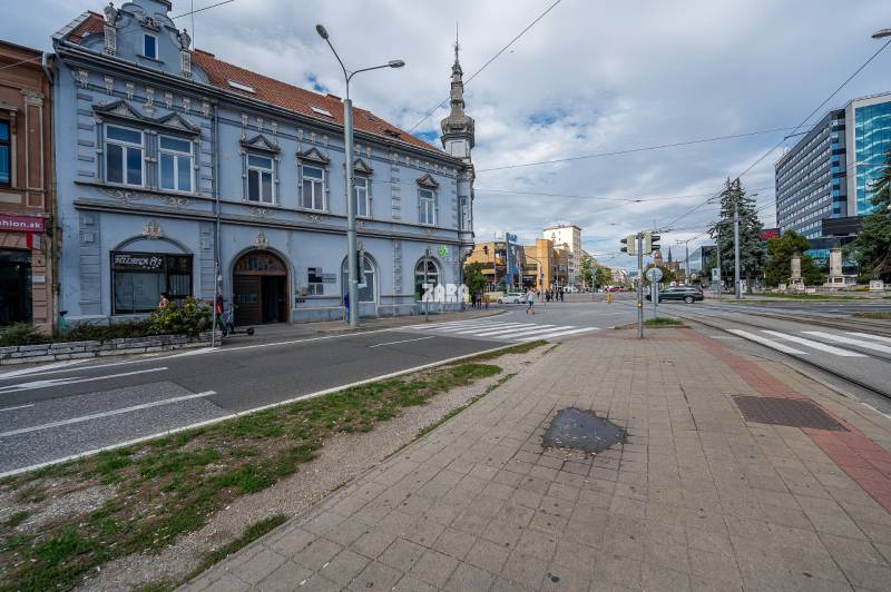 Štúrová - centrum mesta Košice. 3 izbový byt na prenájom