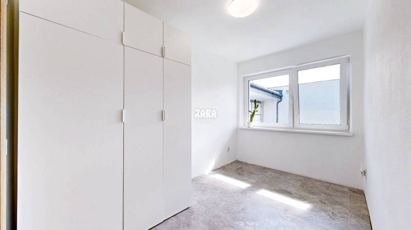 ČAŇA - 4 izb. rodinný dom, ul. Urbárska, pozemok 496 m2