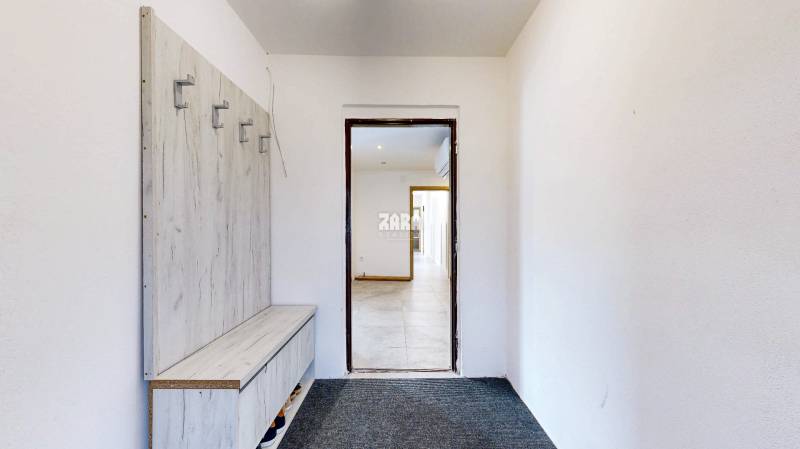 ČAŇA - 4 izb. rodinný dom, ul. Urbárska, pozemok 496 m2