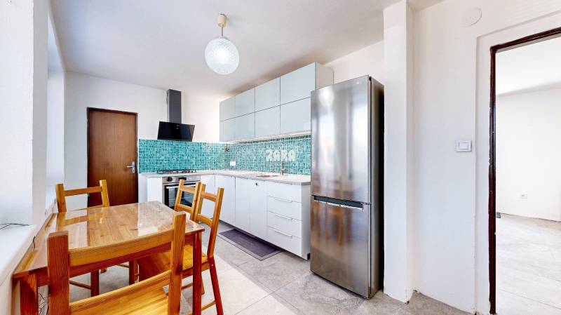 ČAŇA - 4 izb. rodinný dom, ul. Urbárska, pozemok 496 m2