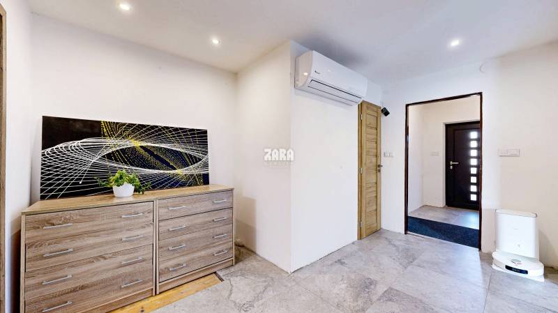 ČAŇA - 4 izb. rodinný dom, ul. Urbárska, pozemok 496 m2