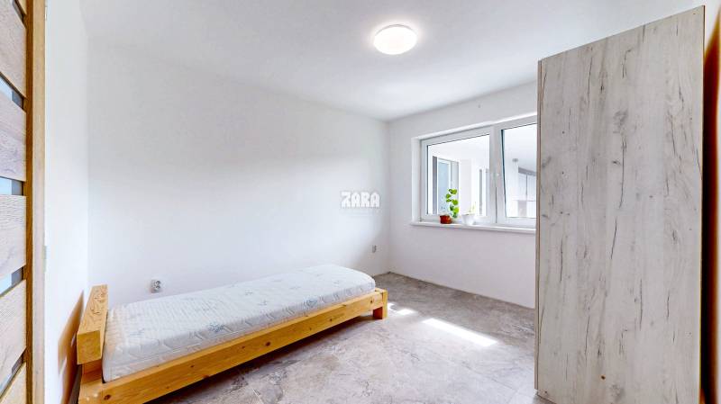 ČAŇA - 4 izb. rodinný dom, ul. Urbárska, pozemok 496 m2