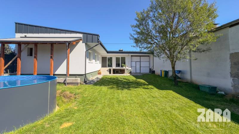 ČAŇA - veľmi pekný 4 izb. rodin.dom, KR, ul. Urbárska, pozemok 496 m2