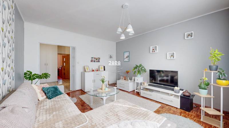 Čínska ul.: pekný 3 izb. byt OV, po rekonštrukcii, 61 m² + loggia