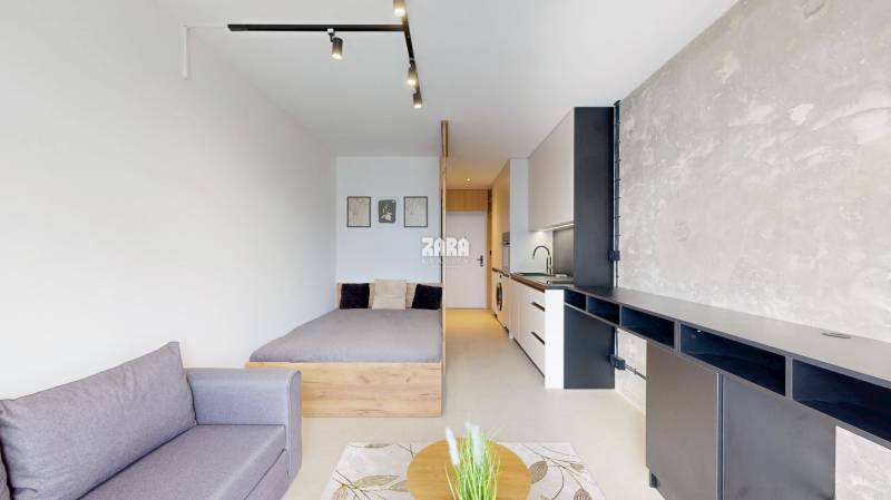 Kysucká - pekný 1 izbový byt 21 m2 +  loggia 3 m2 po komplet. rekonšt.