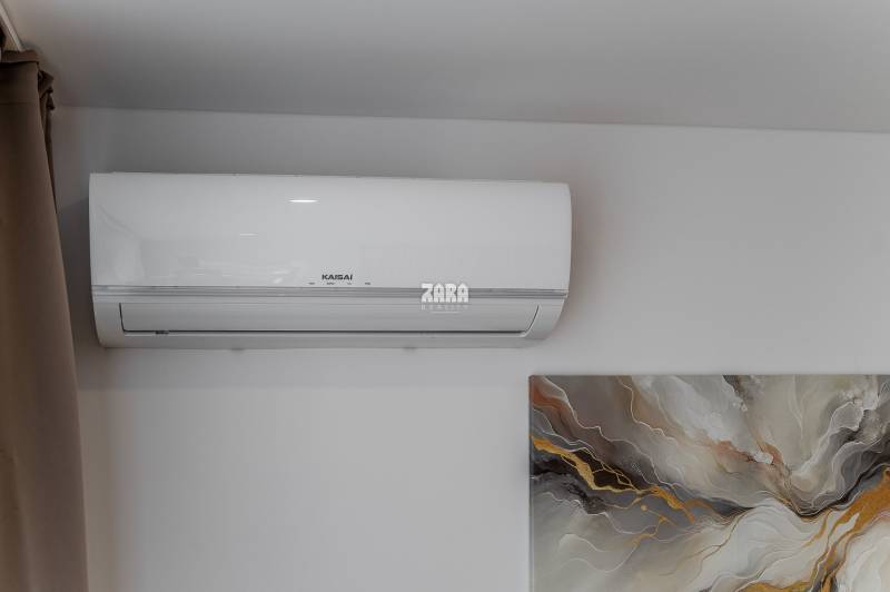 MIŠKOVECKÁ - JUH. Krásny 2 izbový byt, 51 m2 + loggia. ZARIADENÝ.