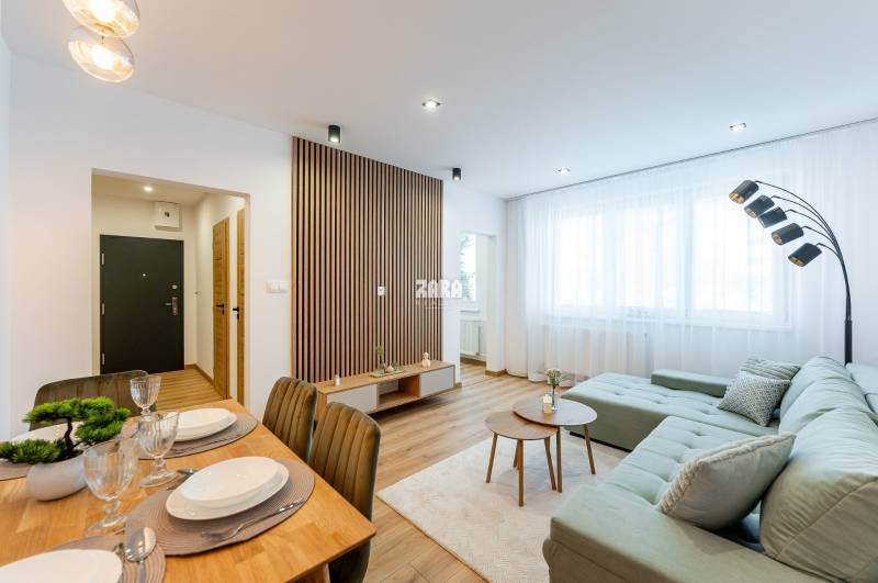 Západ - Trieda SNP - krásny 2 izb, byt 54 m2 + LOGGIA. Komp. rekonštr.