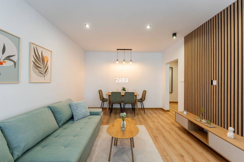 Západ - Trieda SNP - krásny 2 izb, byt 54 m2 + LOGGIA. Komp. rekonštr.