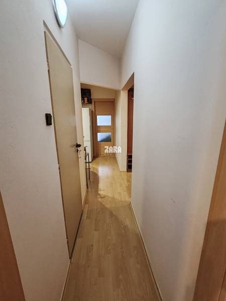 Sečovce - ul. SNP,  3. izb. byt, 48 m2 + loggia, po rekonštrukcii