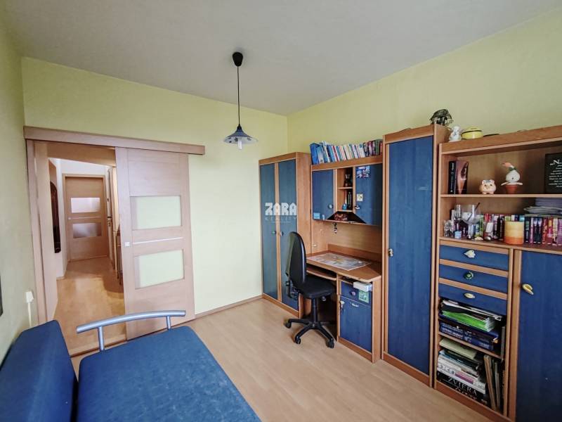 Sečovce - ul. SNP,  3. izb. byt, 48 m2 + loggia, po rekonštrukcii