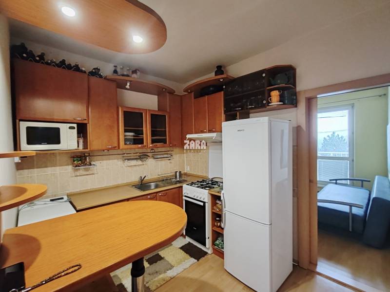 Sečovce - ul. SNP,  3. izb. byt, 48 m2 + loggia, po rekonštrukcii