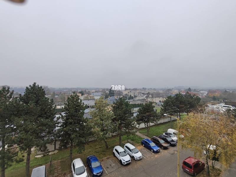 Sečovce - ul. SNP,  3. izb. byt, 48 m2 + loggia, po rekonštrukcii