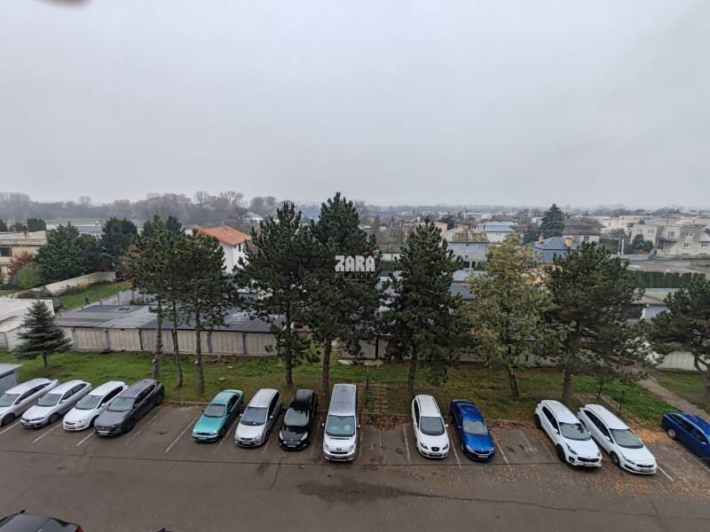 Sečovce - ul. SNP,  3. izb. byt, 48 m2 + loggia, po rekonštrukcii