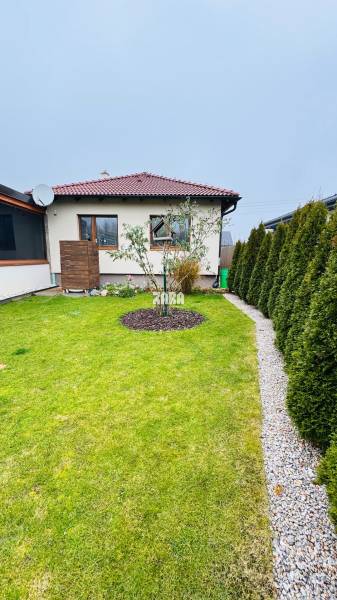 Košice okolie, Košicka Polianka. 4.izb. RD + terasa, pozemok 710 m2