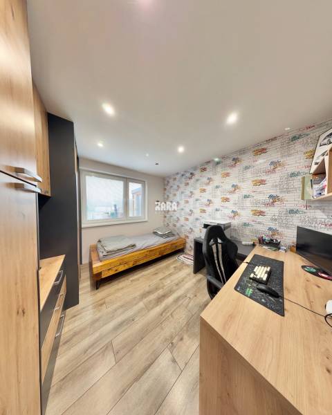 Košice okolie, Košicka Polianka. 4.izb. RD + terasa, pozemok 710 m2