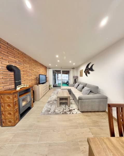 Košice okolie, Košicka Polianka. 4.izb. RD + terasa, pozemok 710 m2