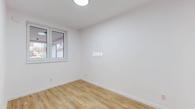 NOVÁČANY: 4 izb. NOVOSTAVBA. Moderná architektúra. 956 m2. 