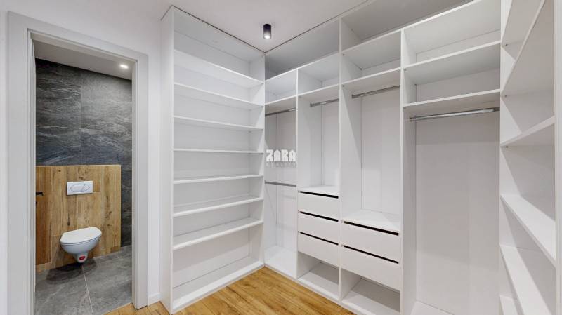 NOVÁČANY: 4 izb. NOVOSTAVBA. Moderná architektúra. 956 m2. 