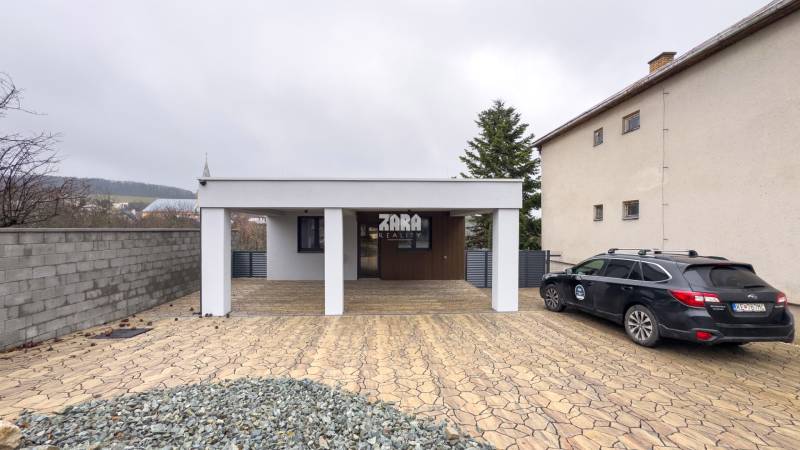 NOVÁČANY: 4 izb. NOVOSTAVBA. Moderná architektúra. 956 m2. 