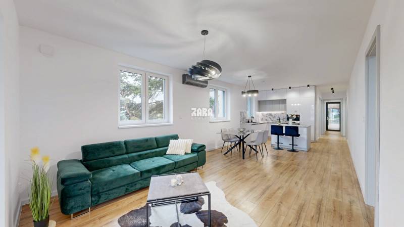 NOVÁČANY: 4 izb. NOVOSTAVBA. Moderná architektúra. 956 m2. 