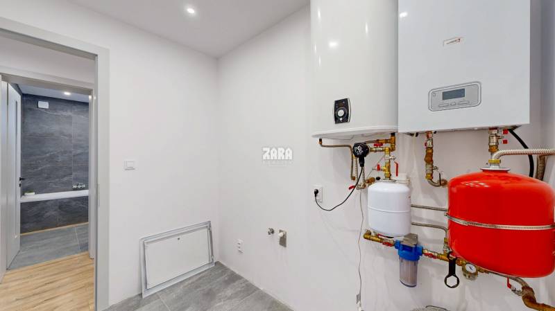 NOVÁČANY: 4 izb. NOVOSTAVBA. Moderná architektúra. 956 m2. 