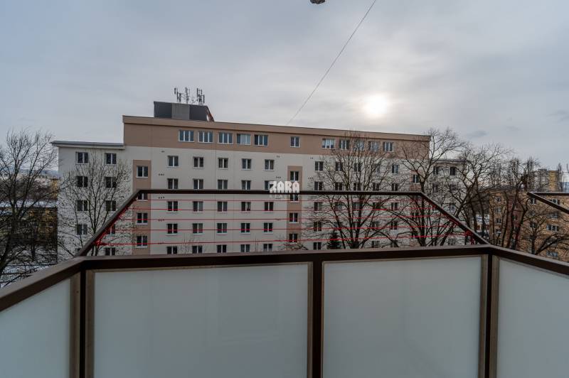 SEVER - Národná trieda, 3 izb.TEHLOVÝ byt 64 m2 + balkón REKONŠTRUKCIA