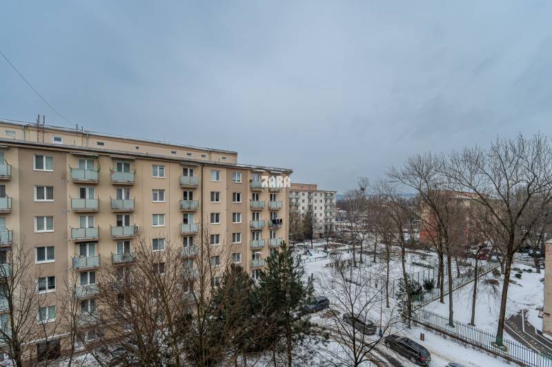 SEVER - Národná trieda, 3 izb.TEHLOVÝ byt 64 m2 + balkón REKONŠTRUKCIA