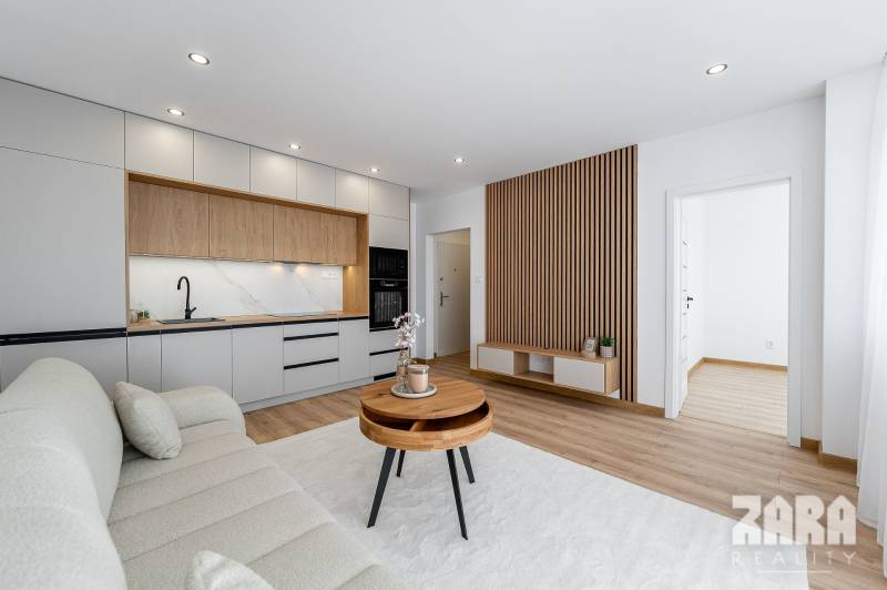 Belehradská - NOVINKA - MODERNÝ  2 izbový byt, 39 m2 + loggia