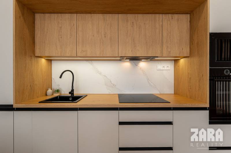 Belehradská - NOVINKA - MODERNÝ  2 izbový byt, 39 m2 + loggia