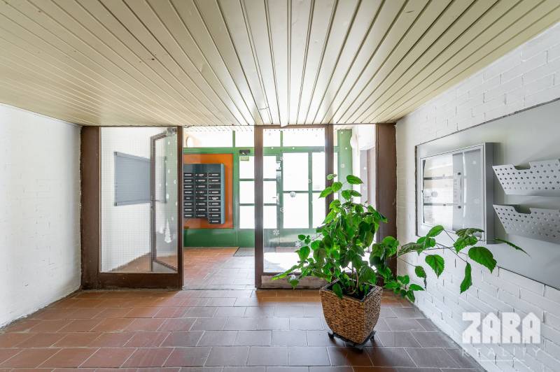 Belehradská - NOVINKA - MODERNÝ  2 izbový byt, 39 m2 + loggia