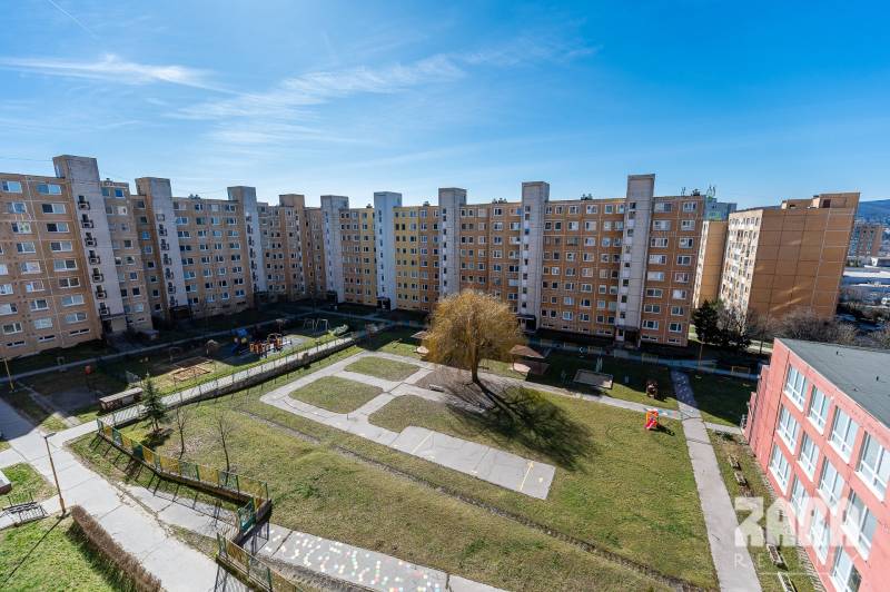 Belehradská - NOVINKA - MODERNÝ  2 izbový byt, 39 m2 + loggia