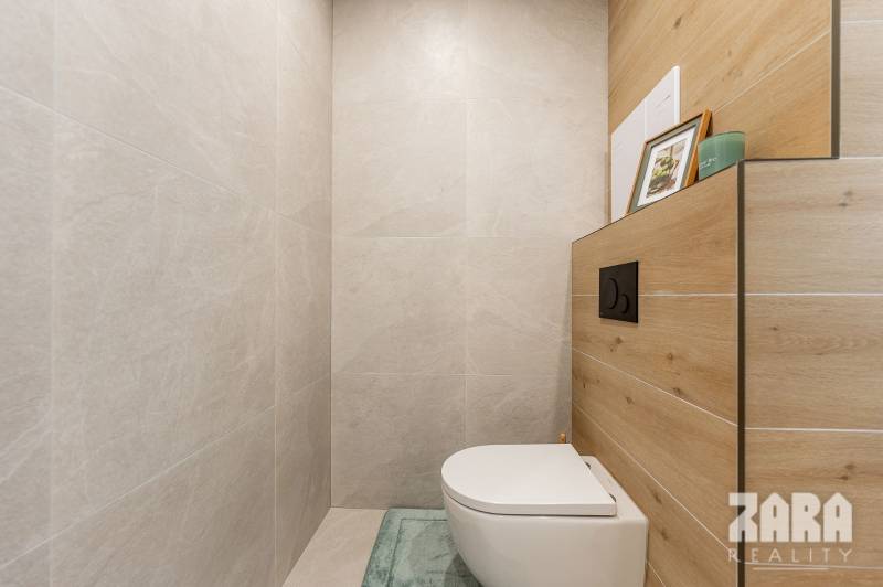 Belehradská - NOVINKA - MODERNÝ  2 izbový byt, 39 m2 + loggia