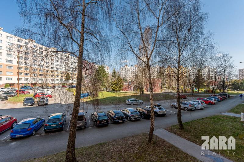 KVP:Čordáková pekný, priestranný 3 i. byt, 72 m2, loggia.REKONŠTRUKCIA