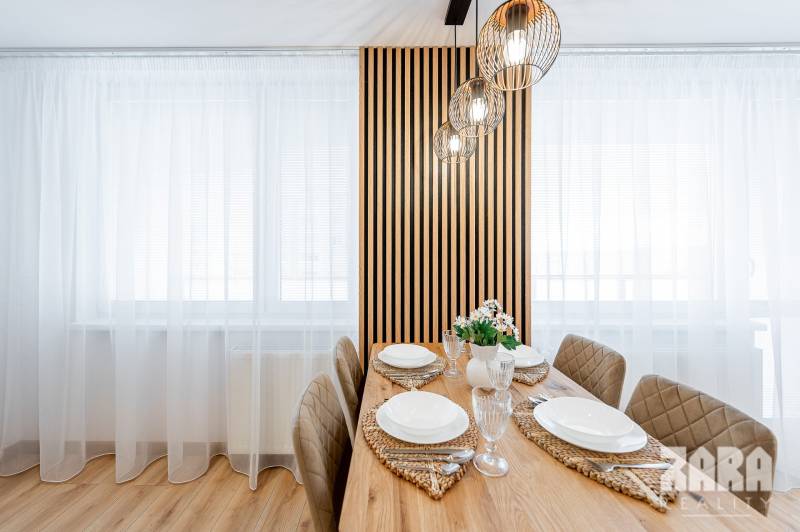 BUZULUCKÁ - NADČASOVÁ NOVINKA, 3.izb. byt 70 m2 + loggia so ZARIADENÍM