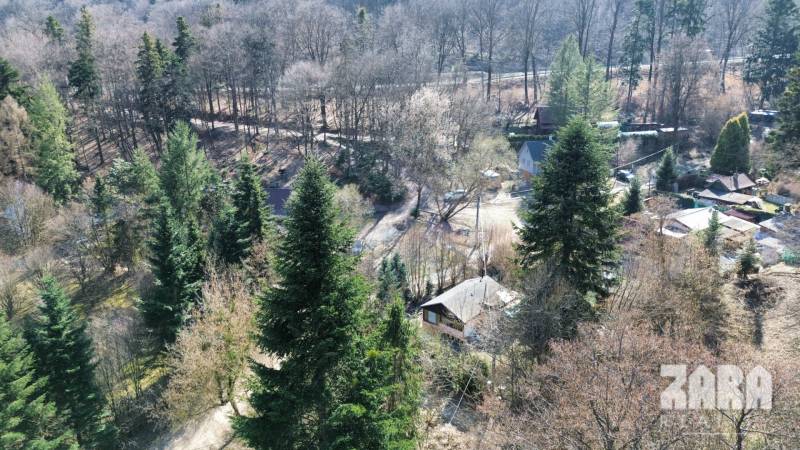 SEVER -  ČERMEĽ - ALPINKA. DREVENÁ rekreačná CHATA  zast. plocha 43 m2