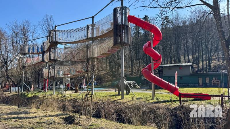 SEVER -  ČERMEĽ - ALPINKA. DREVENÁ rekreačná CHATA  zast. plocha 43 m2