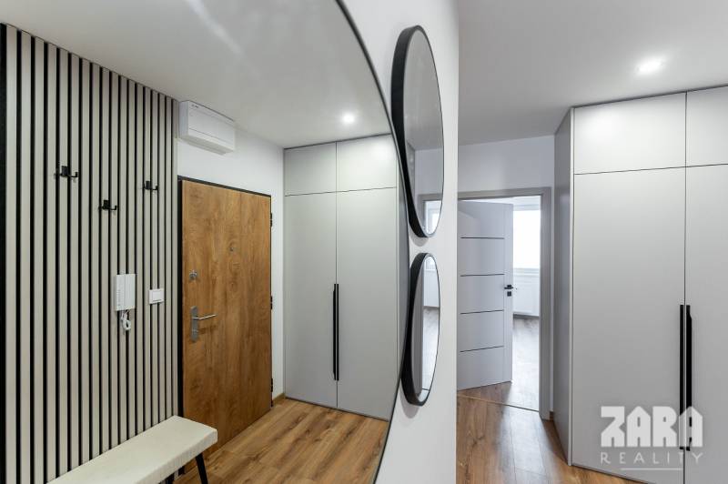 KVP Húsková - TOP PONUKA,  krásny 3 izbový byt. 63 m2 + loggia