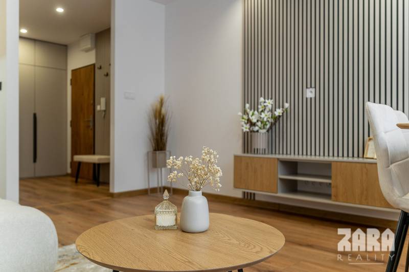 KVP Húsková - TOP PONUKA,  krásny 3 izbový byt. 63 m2 + loggia