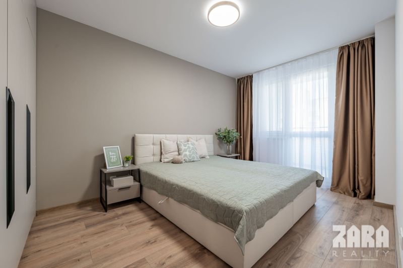 KVP Húsková - NOVINKA: MODERNÝ- ZARIADENÝ 3 izbový byt. 62 m2 + loggia