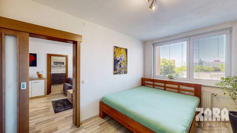 Clementisova - pekný 4.izbyt kompletná rekonštrukcia. 70 m2 +loggia