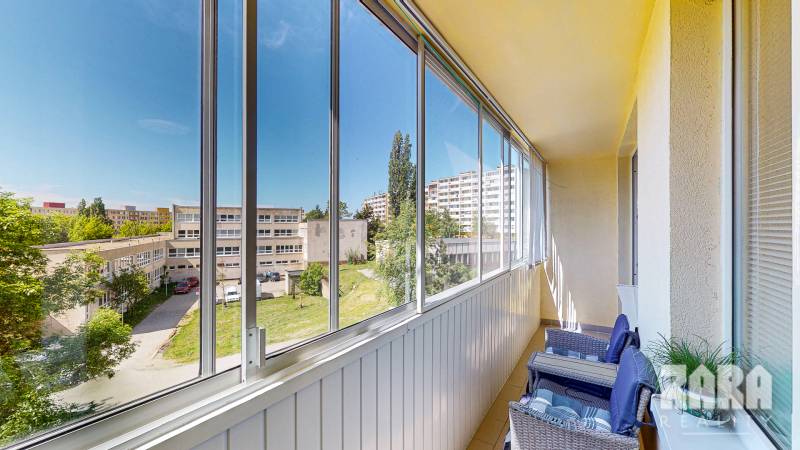 Clementisova - pekný 4.izbyt kompletná rekonštrukcia. 70 m2 +loggia