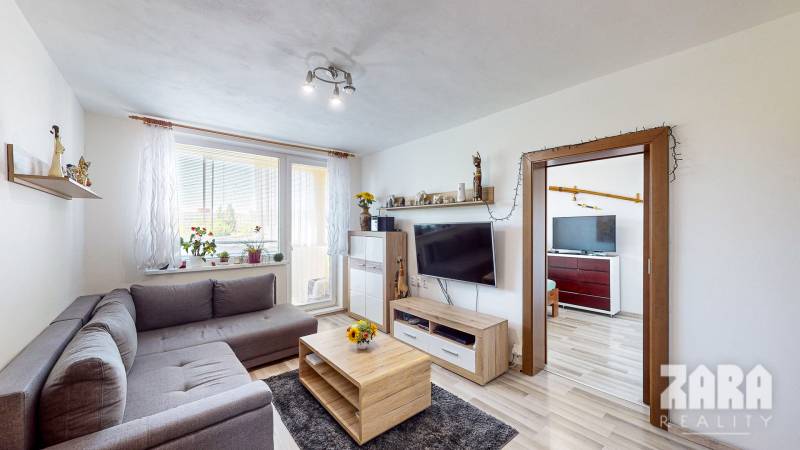 Clementisova - pekný 4.izbyt kompletná rekonštrukcia. 70 m2 +loggia