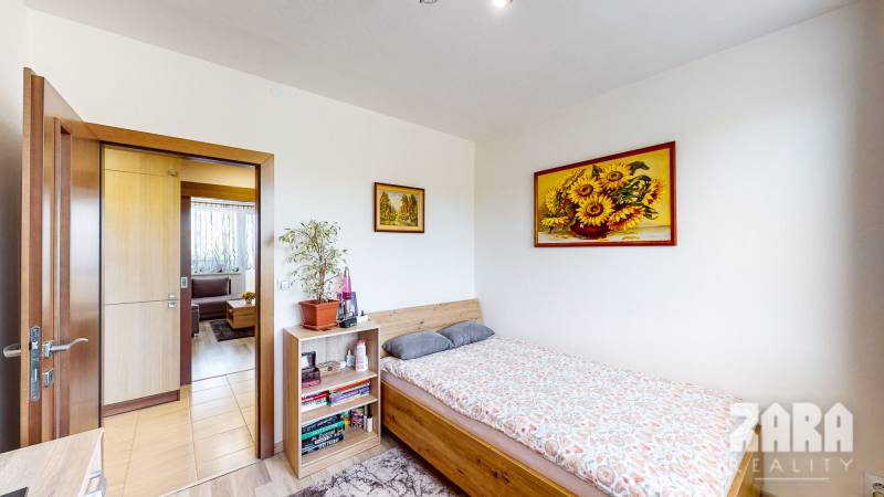 Clementisova - pekný 4.izbyt kompletná rekonštrukcia. 70 m2 +loggia