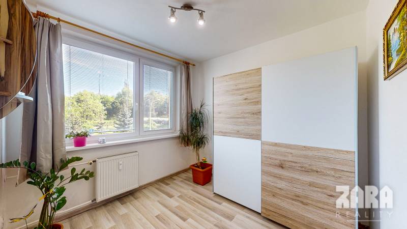 Clementisova - pekný 4.izbyt kompletná rekonštrukcia. 70 m2 +loggia