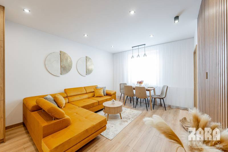 JUH - MUDROŇOVA -TOP PONUKA : 3 izb. TEHLOVÝ BYT + LOGGIA