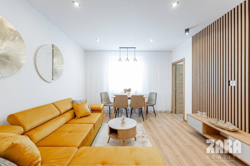 JUH - MUDROŇOVA -TOP PONUKA : 3 izb. TEHLOVÝ BYT + LOGGIA