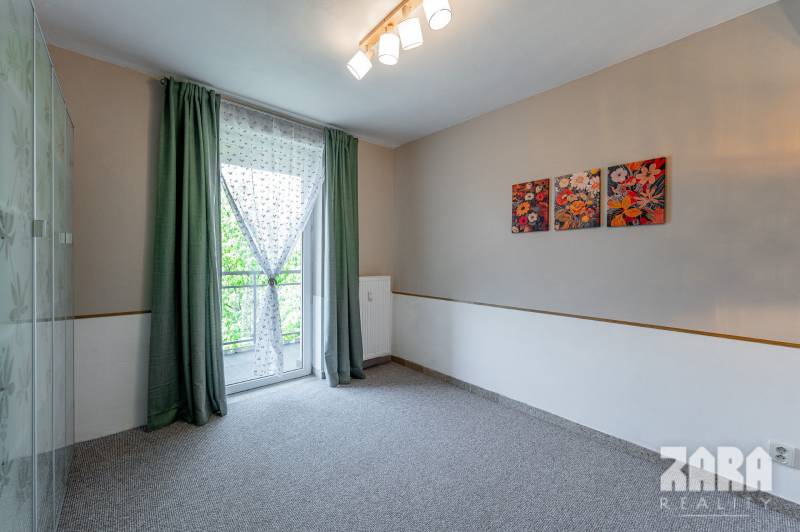 SEVER - 3 izb. TEHLOVÝ BYT 76 m²  + 12 m² BALKÓN. Byt. dom - r. 2010