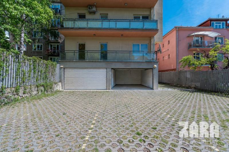 SEVER - 3 izb. TEHLOVÝ BYT 76 m²  + 12 m² BALKÓN. Byt. dom - r. 2010