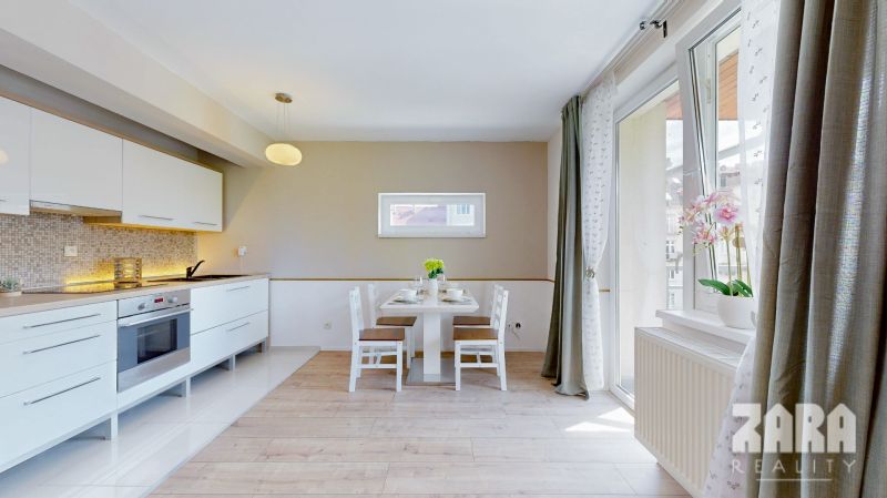 SEVER - 3 izb. TEHLOVÝ BYT 76 m²  + 12 m² BALKÓN. Možnosť kúpy garáže.