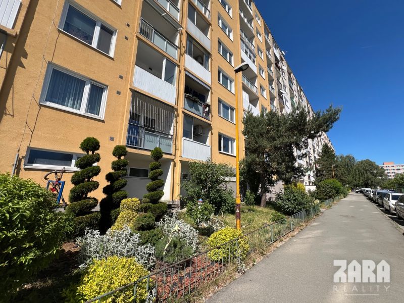 Terasa- ul. Bernoláková. NOVINKA: veľký 4 izb. byt 78 m² + loggia. KR